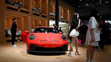 Premium-Autos: Neue Luxussteuer beschäftigt deutsche Autobauer in China