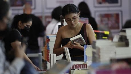 Los mejores libros, festivales y musicales en los que gastar los 400 euros del Bono Cultural Joven 2025