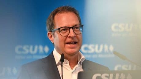 Martin Huber (CSU) zum Ferienstreit: »Die anderen können ja untereinander tauschen«