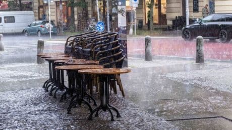 Wetter in Berlin: Dauerregen führt zu vielen Einsätzen der Feuerwehr