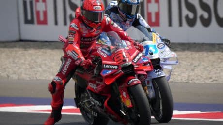 Marc Márquez ya saca un mundo a su hermano Álex y a Bagnaia