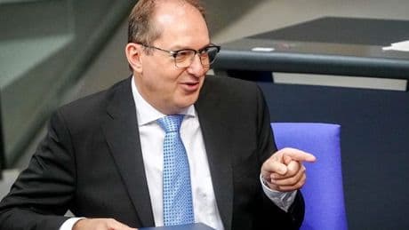 Berlin: Dobrindt stoppt Fortsetzung des Flüchtlingsprogramms