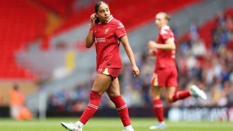 Olivia Smith: Arsenal to raid rivals as they close in on world-record transfer