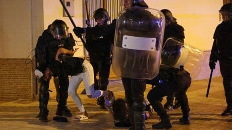 Tres detenidos y ochenta identificados durante los enfrentamientos en la noche de este lunes en Torre Pacheco