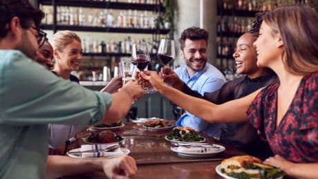 Esto es lo que los médicos gastroenterólogos piden cuando van a un restaurante