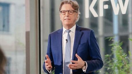 KfW-Chef: „Die Euphorie für die USA hat durch Trump einen großen Dämpfer erlitten“