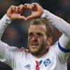 Vor dem Bundesliga-Duell: Van der Vaart: Unter fünf Gegentore wäre für HSV gut