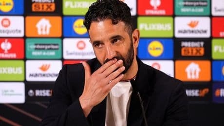 Man Utd stars ‘beg’ teammate to stay and have one big fear if he leaves