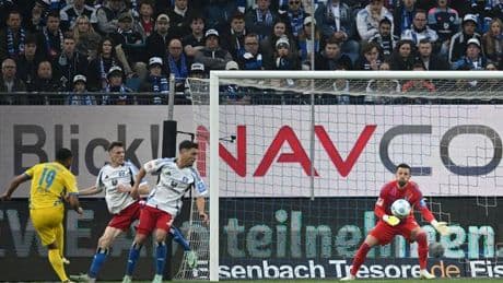 2. Fußball-Bundesliga: 2:4 gegen Braunschweig: HSV stolpert im Aufstiegsrennen