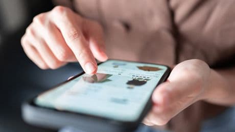 Balzo dell'e-commerce: in dieci anni + 225%. Ai primi posti il Lazio con l'11,7%