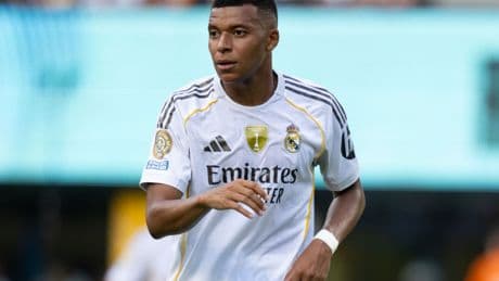 El Real Madrid vuelve al cole con la tarea sin hacer y a Xabi Alonso le toca suspirar e inventar