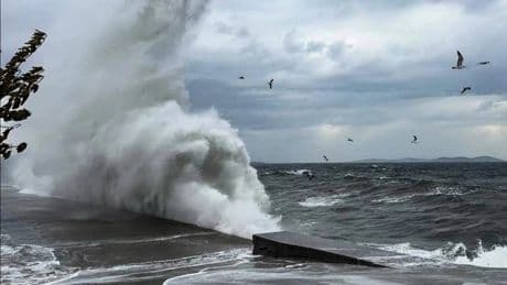Bolu, Kastamonu, Sinop, Zonguldak, Bartın, Karabük ve Düzce... Meteoroloji alarm verdi: Dışarıda bile oturmayın