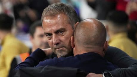 Paco González, asombrado por el "mayor milagro" de Hansi Flick en el Barça: "Flipo con él"