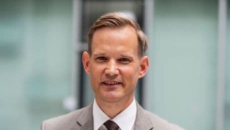 Hendrik Streeck: Vom Virologen zum Bundesdrogenbeauftragten im Bundestag