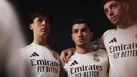 Real Madrid yeni sezon iç saha formasını tanıttı!