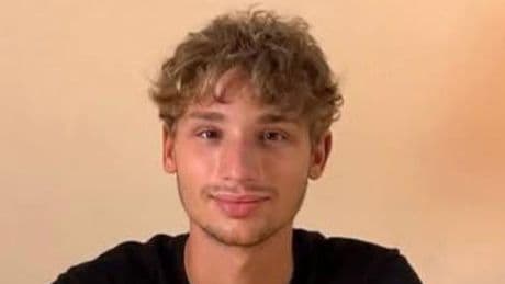 Davide Mastroddi è scomparso: il 18enne è uscito a Tagliacozzo per fare sport ma non è rientrato a casa. Forse avvistato a Roma