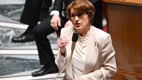 Loi agricole : les macronistes prévoient de déposer une motion de rejet pour... sauver le texte
