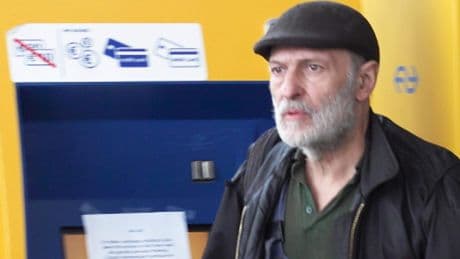 Balende reiziger op NS-station: ‘Ze zijn onbetrouwbaar!’
