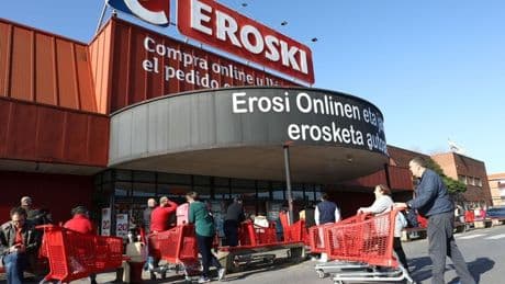 Eroski ganó 81,7 millones en 2024 y suma tres años de crecimiento en ventas