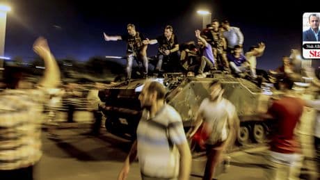 Nuh Albayrak yazdı: İngiltere'den yardım isteyen, 15 Temmuz'u anlamamış demektir!