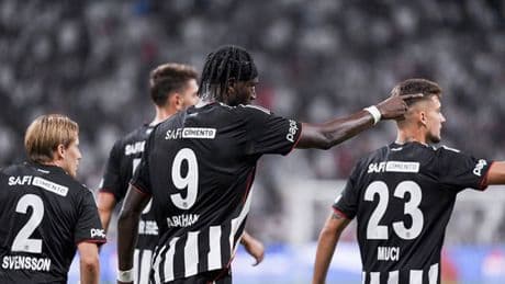Beşiktaş geriden gelerek St. Patrick’s engelini geçti; play-off biletini kaptı