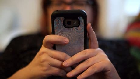 Put down your phone! Why boredom can be powerful for our brains