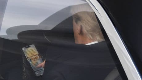 Réseaux sociaux : Donald Trump fait parler les Français