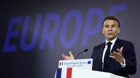 L'État va débloquer 100 millions d'euros supplémentaires pour attirer les chercheurs étrangers en France