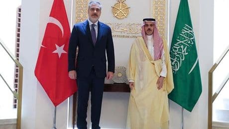 Dışişleri Bakanı Hakan Fidan, Suudi mevkidaşı ile bir araya geldi