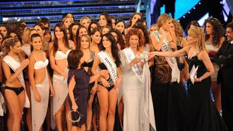 "Moralisch absolut inakzeptabel": 13-Jährige in Bikini: Empörung bei "Miss Italia"-Vorentscheid