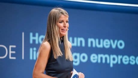 La periodista Maribel Vilaplana aclara que pudo salir a las 18.45 de la comida con Mazón: "Le pedí que mi nombre no saliera"