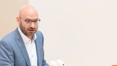 Spremberg in Brandenburg: Innenminister kündigt Hilfe gegen Rechtsextremismus an