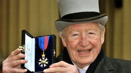Sandy Gall dead at 97 as tributes pour in for ITV News at Ten presenter
