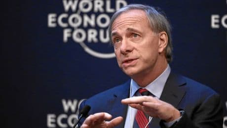 Il n'en voulait pas plus de 2% il y a 3 ans, aujourd'hui l'influent milliardaire américain Ray Dalio conseille d'allouer 15% de son patrimoine dans le bitcoin
