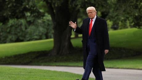 Trump recompensa a sus seguidores con indultos: un gángster, evasores fiscales y condenados por asesinato, soborno y corrupción
