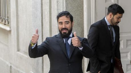 Alvise dice al juez que no actuó con "mala fe" al difundir la PCR falsa de Illa y que ya "circulaba masivamente" en redes