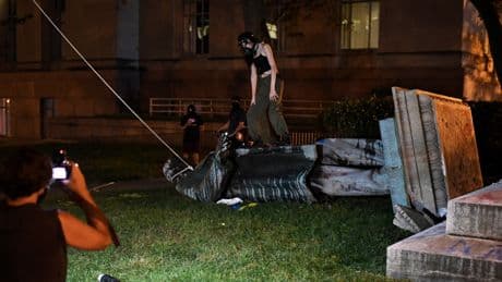 La statue déboulonnée d’un général confédéré va retrouver sa place