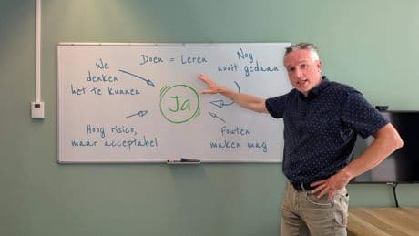 Systeembeheerder Thijs zegt altijd ’ja’: ’Heeft me ook wel eens slapeloze nachten bezorgd’