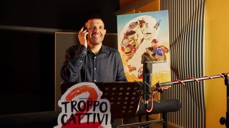 Troppo cattivi 2, il comico Francesco De Carlo: «Sono maldestro come Mr. Shark»