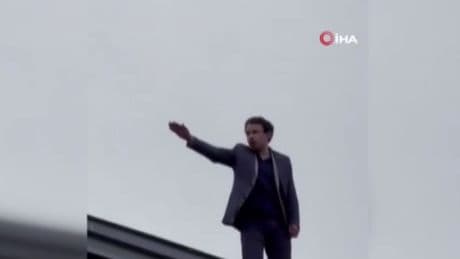 Slovenya'da parlamento karıştı: Muhalif milletvekilinden "aşağı atlarım" tehdidi