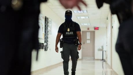 ICE ‘used popular chain hotel’ to detain migrants despite company pledging not to participate
