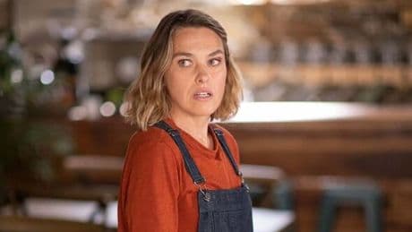 Beyond Paradise star rushed to hospital during filming as co-star speaks out