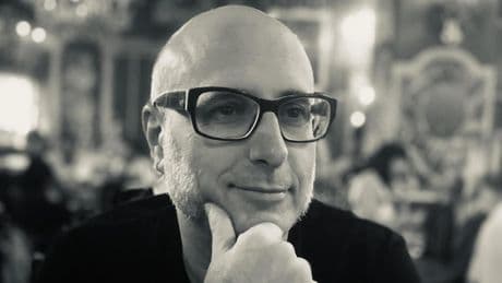 Los premios Eisner del cómic reconocen a Javier Rodríguez y a la tienda española Akira en su 37ª edición