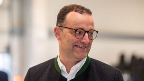 Bundespolitik: Spahn kritisiert ungerechte Vermögensverteilung