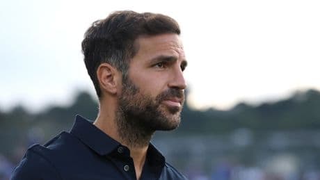 Como, Fabregas saluta una delle ali: accordo con l'Olympiacos