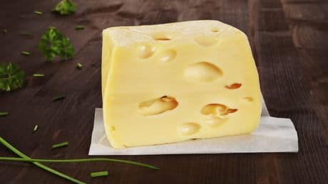 Käsestreit um Emmentaler: Österreich schaltet sich ein