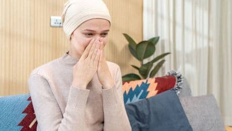 Woman shares four cancer symptoms not to 'ignore' following stage 4 diagnosis