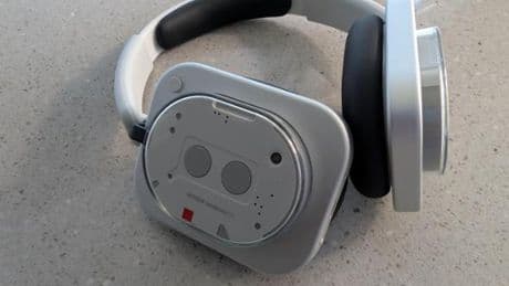 Nothing Headphone 1, la prova: un paio di cuffie per tornare negli Anni ‘80