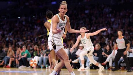 Es passiert immer wieder - Deutsche Basketballerin spricht über Dildo-Würfe