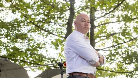 John Boyne: "Estamos en un nuevo mccarthismo en el que una opinión equivocada puede cambiar el juicio sobre una obra"